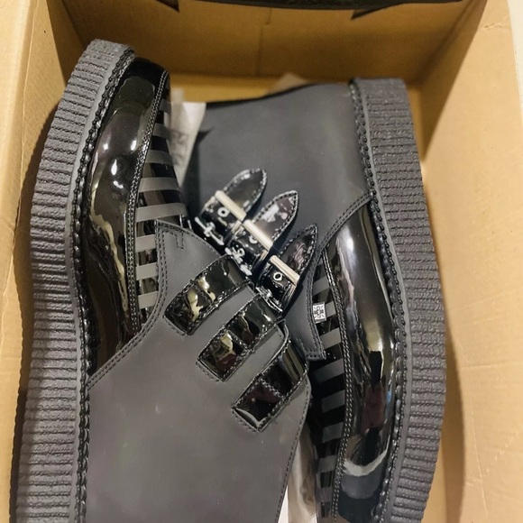 NEW TUK Black Stripe 3-Buckle Pointed Men Boots Size 11 - Picture 2 of 14